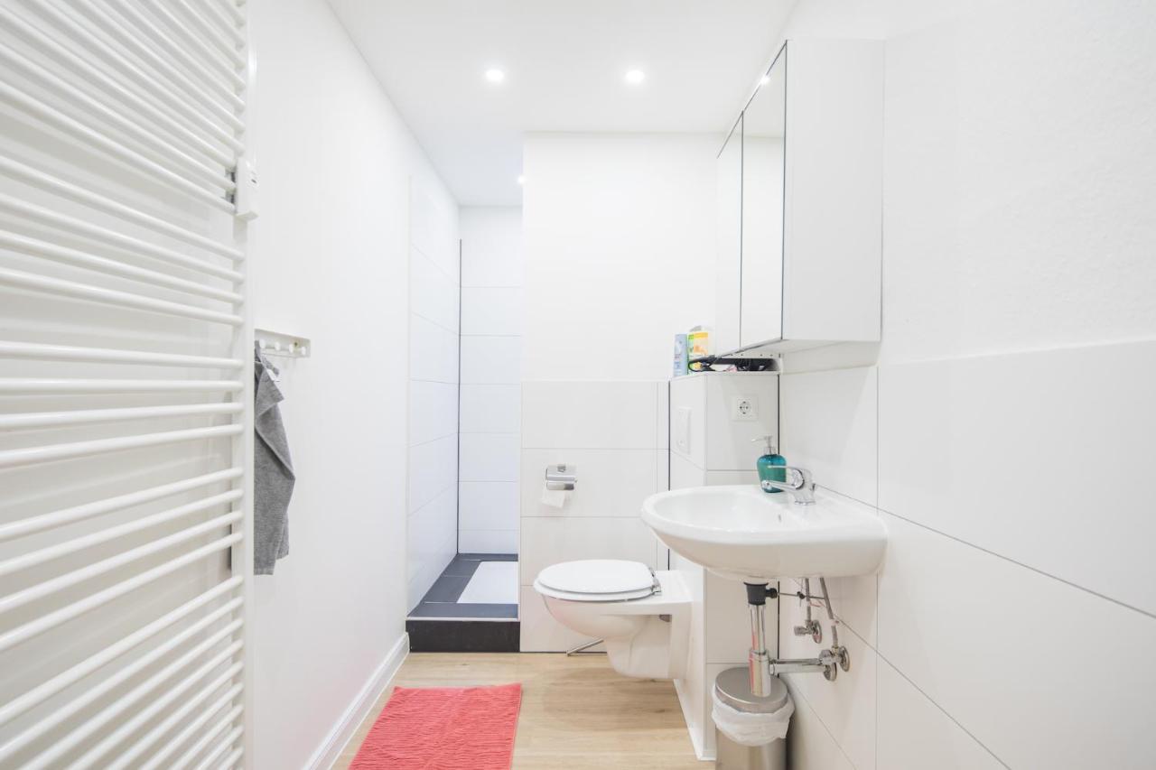 Stylish 2 +new Bathroom & Kitchen Apartment